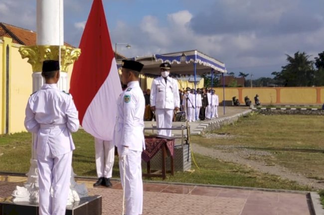 Upacara Memperingati HUT RI Ke 77 Kecamatan Karangnongko di SMA N 1 Karangnongko