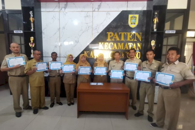 Penandatanganan Pakta Integritas dan Perjanjian Kinerja Tahun 2026 Kecamatan Karangnongko