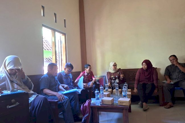Monitoring Administrasi dan Percepatan Pendaftaran BUMDes di Desa Logede