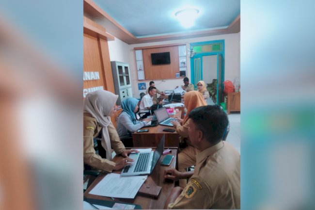 Monitoring Percepatan Pengajuan Dana Desa Tahap II di Desa Gumul dan Karangnongko