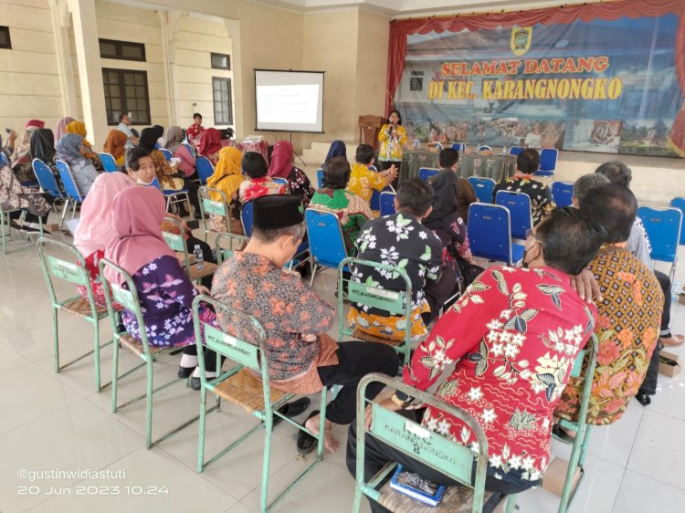 Pertemuan Pelaksanaan Mekanisme Operasional  Program  KKBPK melalui Mini Lokakarya Kecamatan Karangnongko