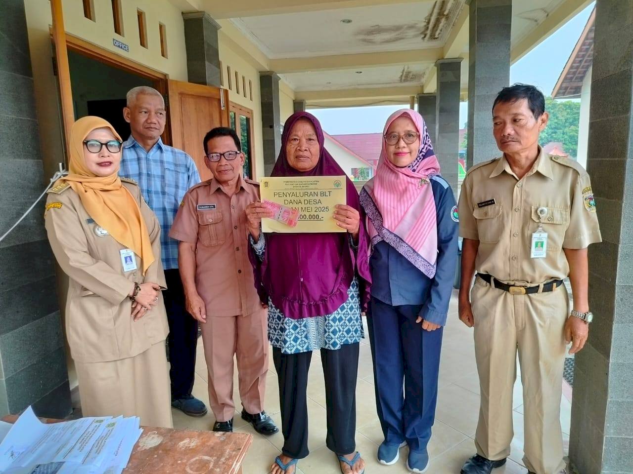 Pemerintah Kecamatan Karangnongko Lakukan Koordinasi Rencana Kegiatan Sambung Roso dan Monitoring Penyaluran BLT DD di Desa Blimbing
