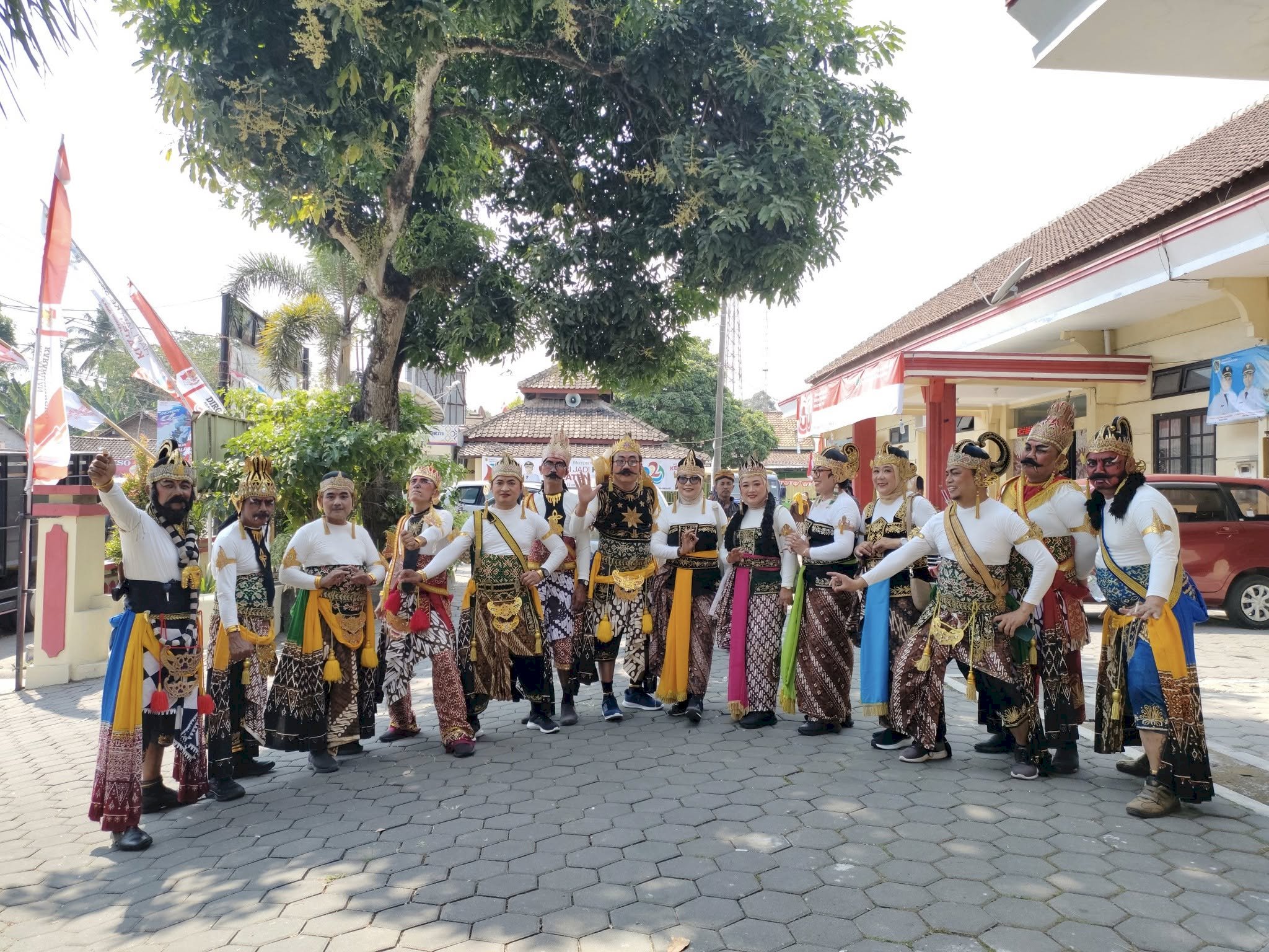Kecamatan Karangnongko Ikuti Karnaval Budaya Hari Jadi Klaten ke-221 dan HUT RI ke-80