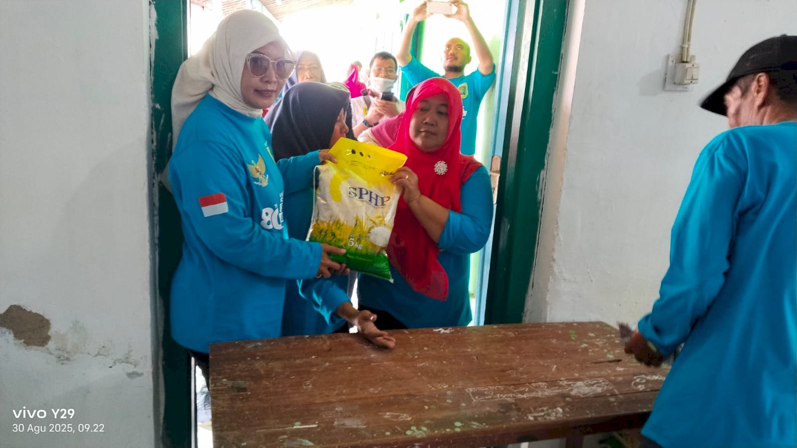 Gerakan Pangan Murah di Kecamatan Karangnongko Disambut Antusias Warga