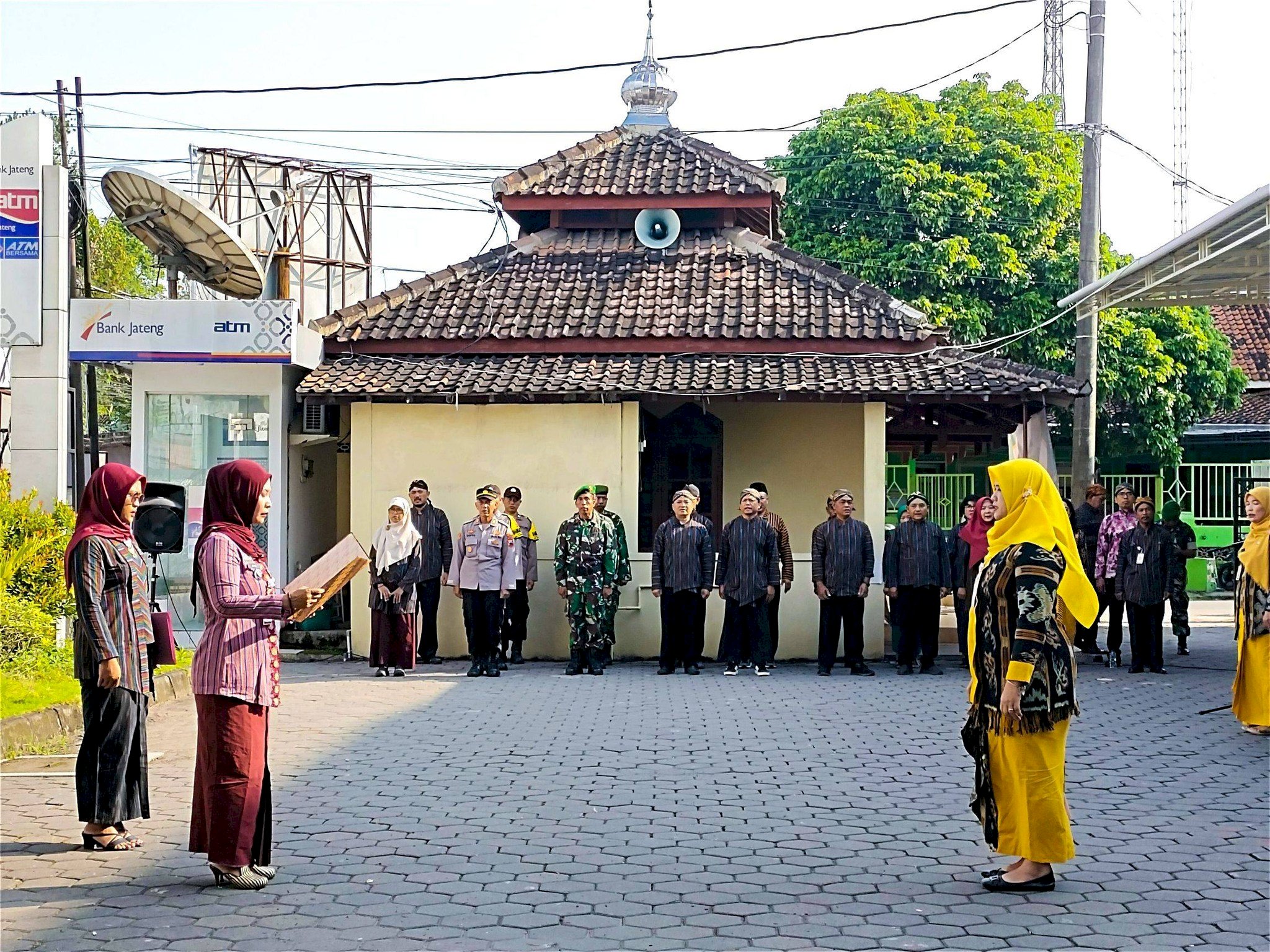 Upacara Peringatan Hari Kartini ke-147 Tahun 2026 di Kecamatan Karangnongko